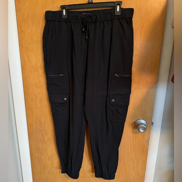 Banana Republic tencel jogger - Picture 1 of 4